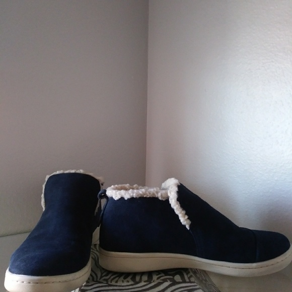 Ellen Degeneres wintry ankle boot - Picture 2 of 5